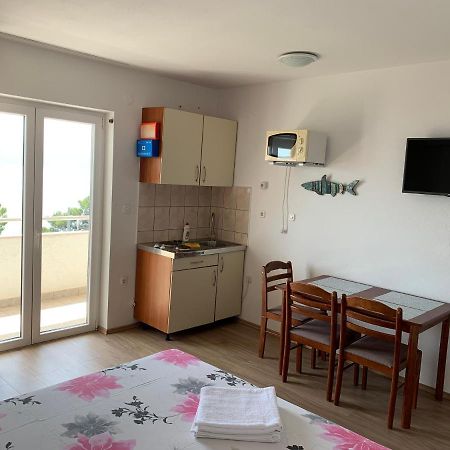 Villa Barbara 로크바 로고즈니차 외부 사진
