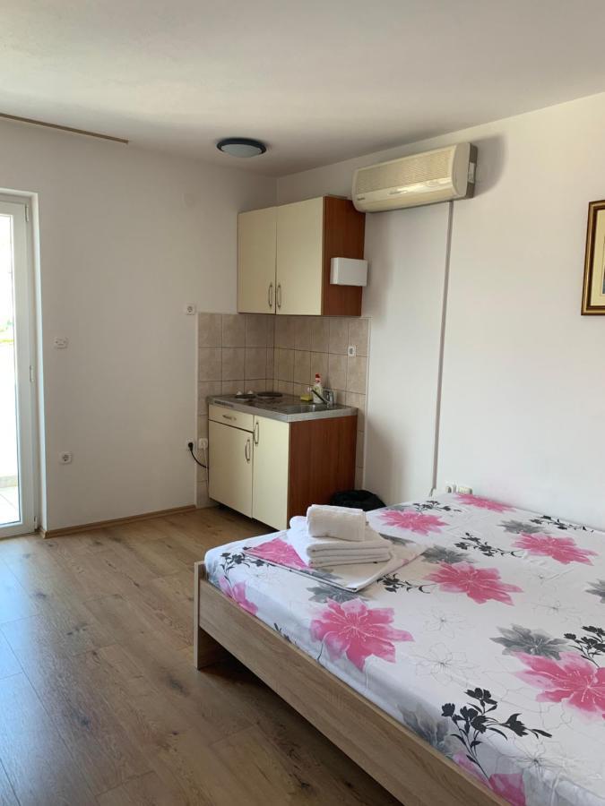 Villa Barbara 로크바 로고즈니차 외부 사진