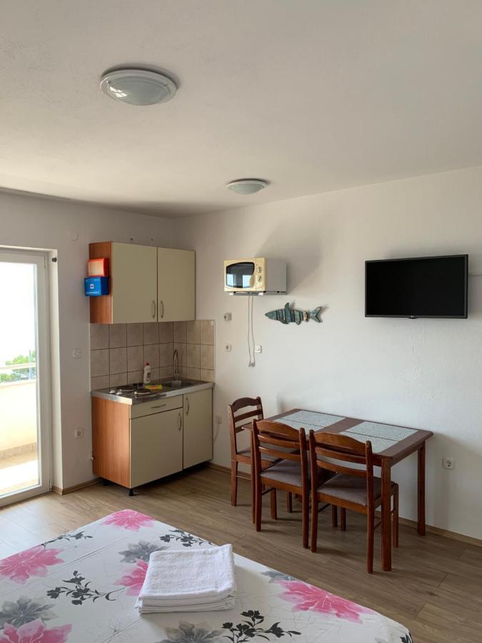 Villa Barbara 로크바 로고즈니차 외부 사진
