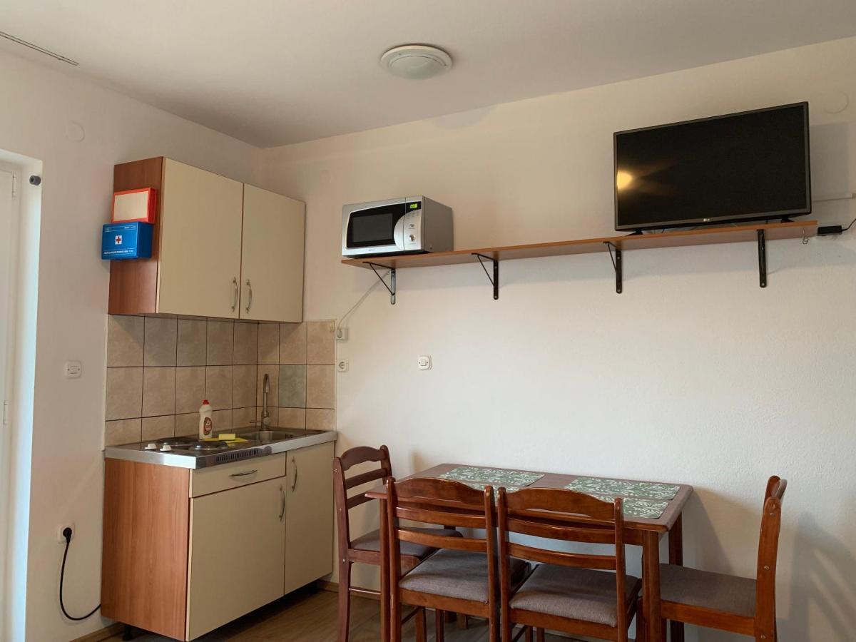 Villa Barbara 로크바 로고즈니차 외부 사진