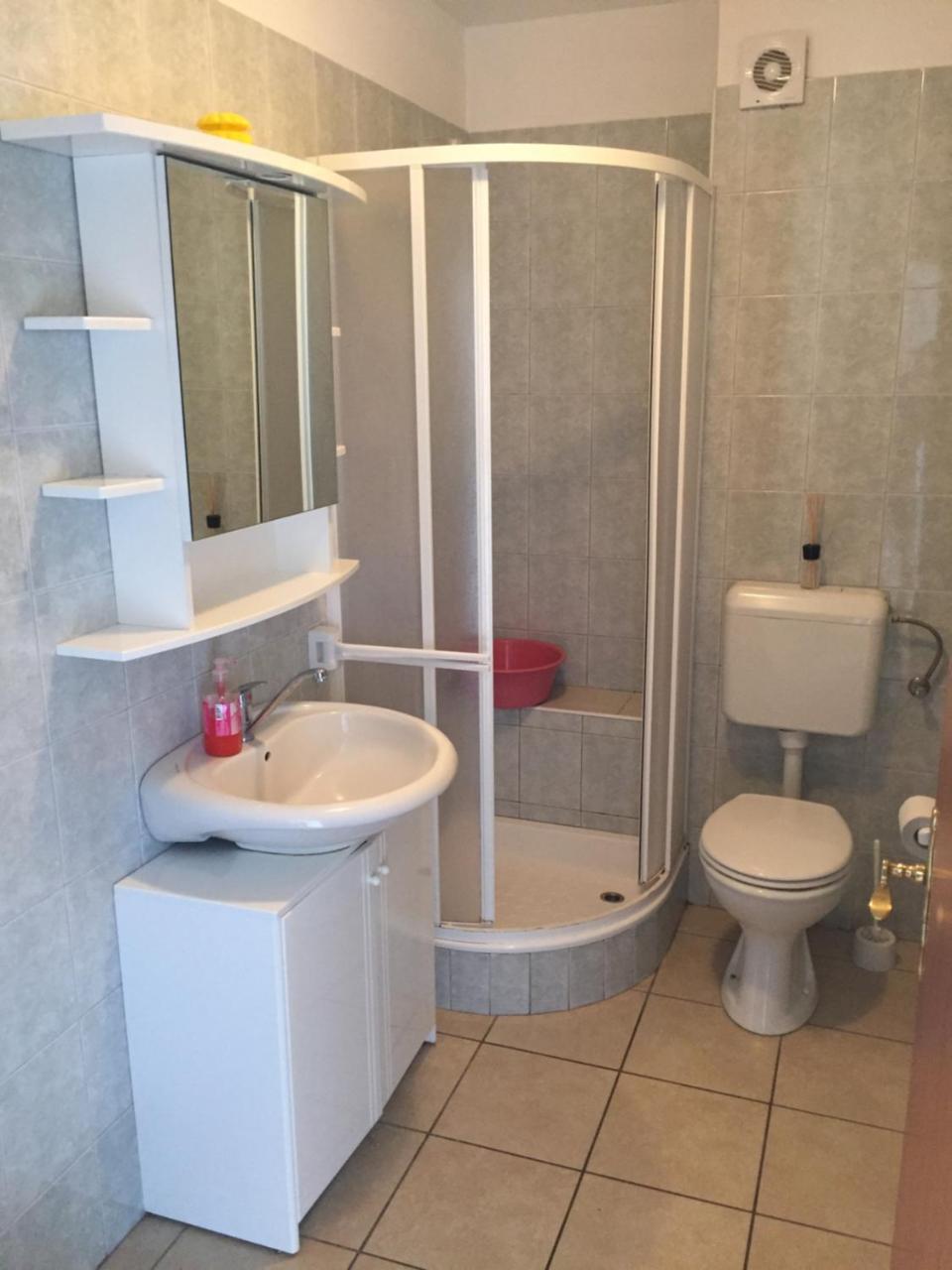 Villa Barbara 로크바 로고즈니차 외부 사진